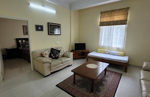 Toli Chowki Apartamento | APT 8 3-bedroom apartment in adorable Hyderabad with WiFi, AC