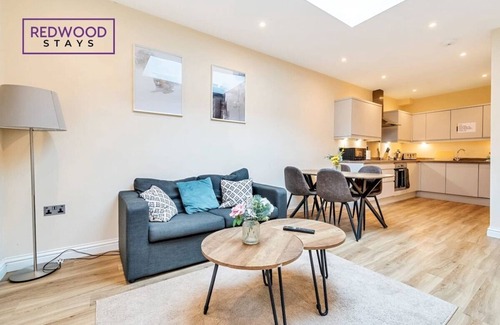 Basingstoke Apartamento | Apt Basingstoke Town Center + Netflix + FREE Wi-Fi