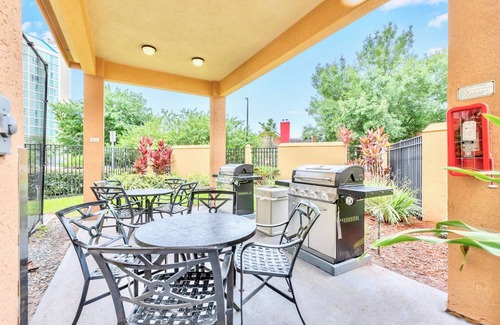 Florida Central Atlantic Coast Apartamento | Apt Close to Universal Studios With Hot Tub, Pool!