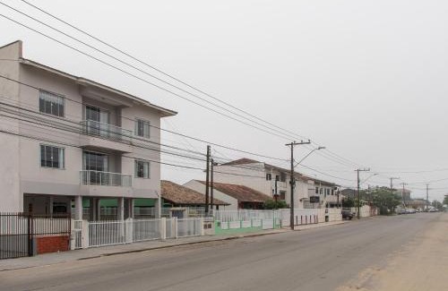 Ubatuba Apartamento | Apt confortável a 350 metros do mar HA0964