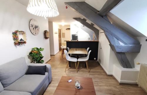 Saint-Hilaire-du-Harcouet Apartamento | apt cozy refait à neuf à 5min du centre ville