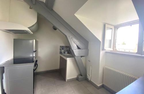 Saint-Hilaire-du-Harcouet Apartamento | apt cozy refait à neuf à 5min du centre ville