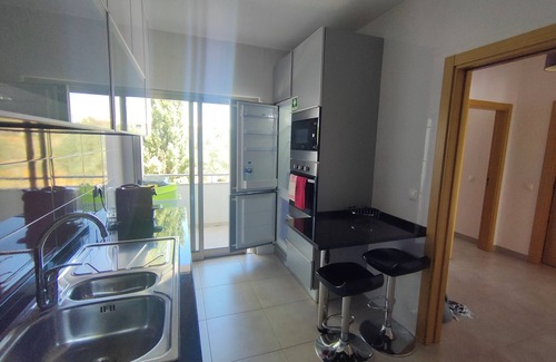 Vale de Parra Apartamento | Apartamento de lujo con 2 dormitorios, terraza y barbacoa, piscina y vistas al mar.
