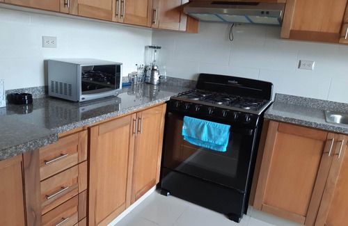 Mendoza Apartamento | Apto en 2do piso de residencial cerrado en aut. San isidro