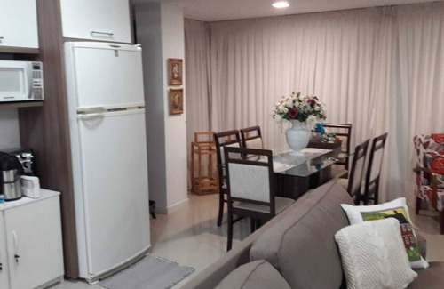 Castelo Branco Apartamento | Apto en ITAPEMA, Meia Praia, 8 personas, 3 garajes