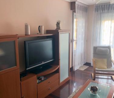 Castro Urdiales Apartamento | Apt Las Olas Cotolino con parking a 2' de la playa