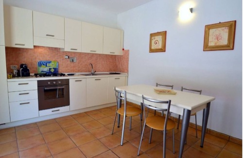 Lido di Capoliveri Apartamento | Dos habitaciones 3/4 camas en la villa pareada