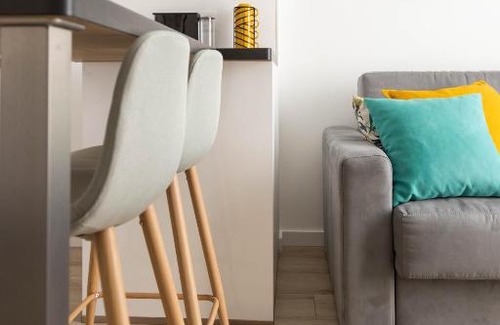 Evian-les-Bains Apartamento | Apt rénové à 2 min à pied du lac - Wifi gratuit