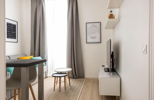 Evian-les-Bains Apartamento | Apt rénové à 2 min à pied du lac - Wifi gratuit