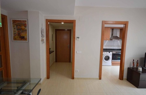 Sant Pere Pescador Apartamento | Apto. S Sebastià, B-1 - piscina y jardín comunitarios, wifi, A/A, gran terraza, céntrico.