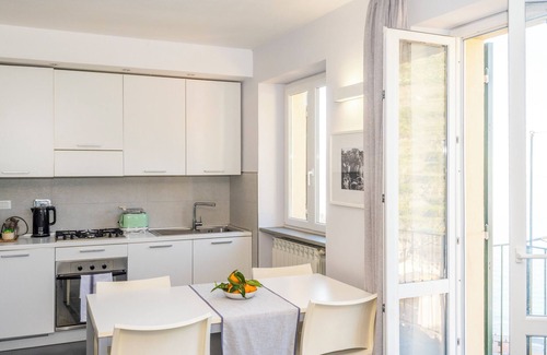 Masero Apartamento | Apt Sciacchetrà - sea view balcony in the heart of Manarola