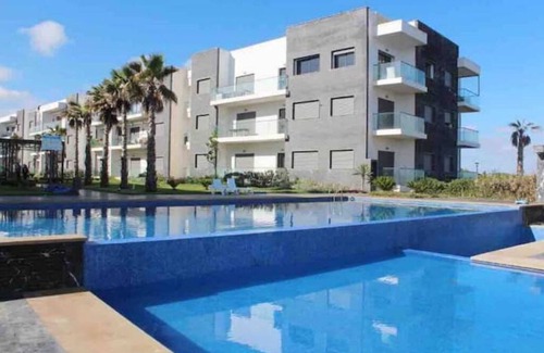 Soualem Trifiya Condominio | Apt Tamaris/Sidi Rahal sea view, feet in the water
