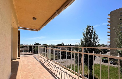 Bon Relax Apartamento | Apto. TEmpordà 3C - Piscina comunitaria, Wifi, terraza de 20m2 con fantásticas vistas.