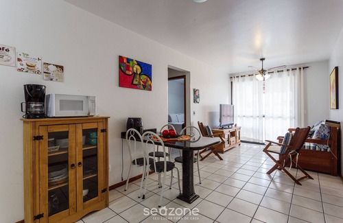 Canasvieiras Apartamento | Apt w Barbecue 350m fr Canasvieiras Beach Aal0204