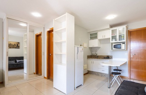 Smin Apartamento | Apt With Balcony in a Condo With Pool - Clr0211