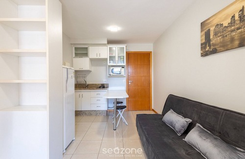 Smin Apartamento | Apt With Balcony in a Condo With Pool - Clr0211