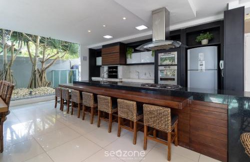 Florianopolis Apartamento | Apto Encantadora Vista al Mar en Itacorubi CMR204
