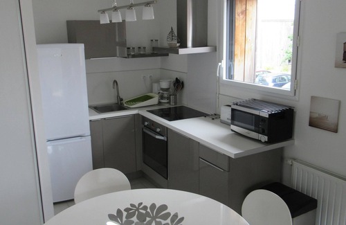 Saint-Marc-sur-Mer Apartamento | Apartamento reciente con logia con vista al mar, cerca de las playas.