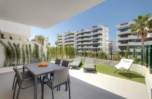 Els Arenals del Sol Apartamento | Aptmt. Arenales Playa del Sol - Modernes Apartment in Wunderschöner Wohnanlage