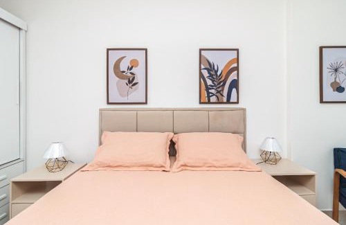 Boqueirao Apartamento | Apto ótima localização a 100m da Praia, Piscina, Ar Condicionado, Garagem e Portaria 24h