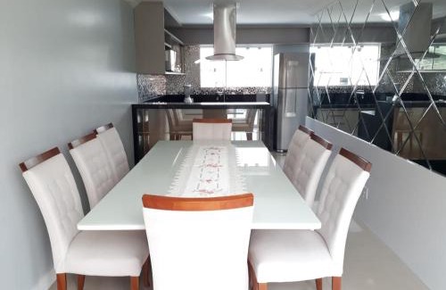 Torres Apartamento | Apto. 03 Quartos à 500m da Praia