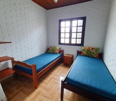 Barra da Lagoa Apartamento | Apto 2 Quartos com piscina e churrasqueira, 5min da Praia do Itaguá