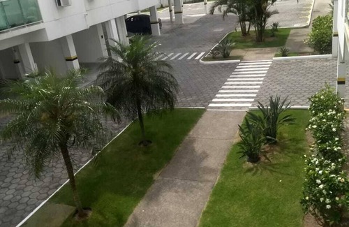 Florianopolis Apartamento | Apto 2 Quartos na Praia da Cachoeira