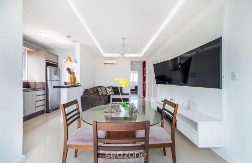 Andorinha Apartamento | Apto 2Q c/churrasqueira em Meia Praia MLO0601