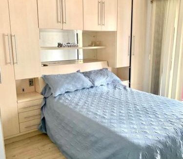 Andorinha Apartamento | Apto 3 dorm completo - 100m Praia - Meia Praia