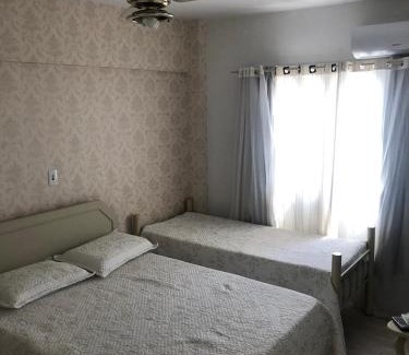 Andorinha Apartamento | Apto 3 dorm completo - 100m Praia - Meia Praia