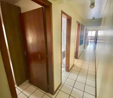 Castelo Branco Apartamento | Apto 5 min praia 3 quartos até 8 pessoas