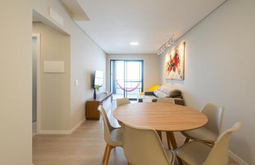 Picarras Apartamento | Apto a VISTA MAR 150m PRAIA Cozinha completa CHURRASQUEIRA AR CONDICIONADO Wi-Fi e vaga privativa de garagem Reserve agora mesmo
