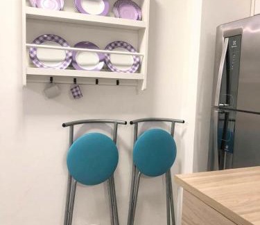 Aparecida Apartamento | Apto aconchegante e bem localizado com ar e wi-fi