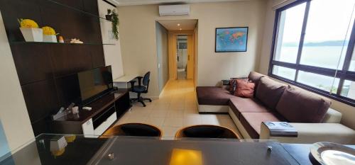 Agronomica Apartamento | APTO BEIRAMAR NORTE - FRENTE PRO MAR