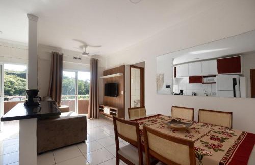 Estufa II Apartamento | Apto c/churrasq. próximo a orla Ubatuba-SP CDV042