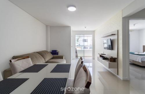 Nacoes Apartamento | Apto c/varanda loc. privilegiada em BC BFH0101