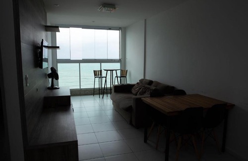 Praia de Itaparica Apartamento | Apto c Wi-Fi a beira-mar da Praia de Itaparica ES