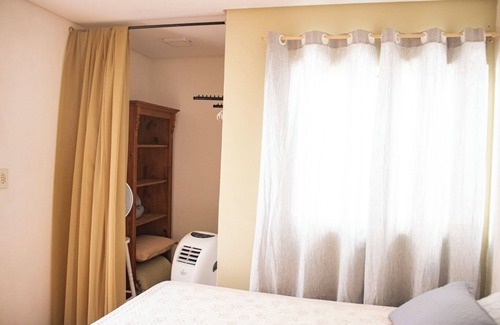 Capoeiras Apartamento | Apto c WiFi à 900m da Praia do Abrão em Floripa