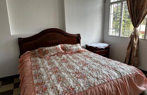 Antonio Narino Apartamento | Apto cerca a Clínica del Olaya, candelaria y centro ciudad
