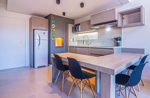 Azenha Apartamento | Apto com ótima localização em Azenha-Porto Alegre