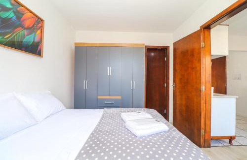 Alto da Gloria Apartamento | Apto com 1 quarto Próximo Estádio Couto Pereira