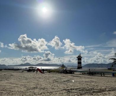 Aparecida Apartamento | Apto com vaga na garagem, frente praia, tudo perto