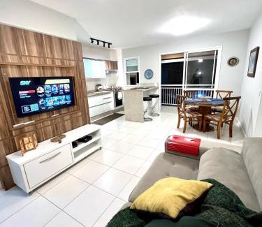 Ingleses Norte Apartamento | Apto Completo 6 pessoas 100m da Praia dos Ingleses
