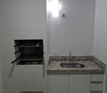 Vila Clais Apartamento | Apto completo com varanda gourmet a 50 mt da praia