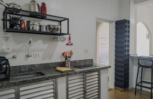 Embare Apartamento | Apto completo no Embaré: Beira Mar | Ar | Garagem
