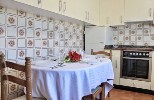 Castillo Siete Villas Apartamento | Apto con jardín compartido - Villa Currina 7801