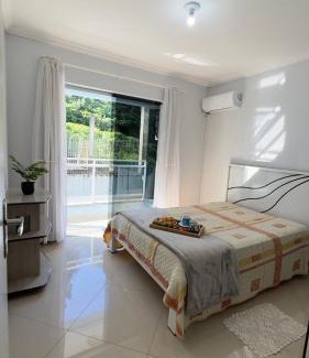 Piratuba Apartamento | Apto das Hortênsias- 2 Quartos, Apto todo climatizado - à 2 passos do Parque Termal!