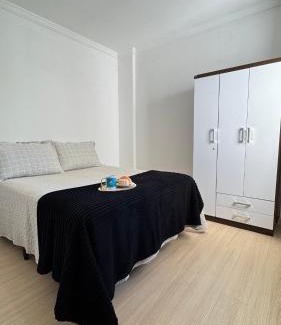 Piratuba Apartamento | Apto das Orquídeas- 3 Quartos - Apto espaçoso,confortável com 2 sacadas de frente para avenida principal!