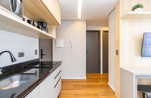 Agua Verde Apartamento | Apto de 2 Quartos c/vaga no Água Verde - VBE1301