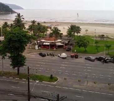 Itarare Apartamento | Apto em frente a praia em São Vicente